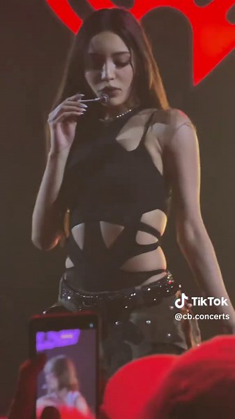 Oh, these girls are taking it. Could u guys tell I kept getting distracted by Camila? 😩 @GIRLSET #LittleMiss #Lockets