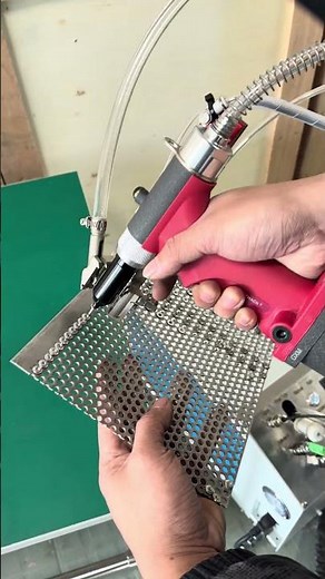 4.0×7.5mm Pop Rivets Fully Auto Feeding Rivet Gun #handtool #metalworkingtool #rivetmach