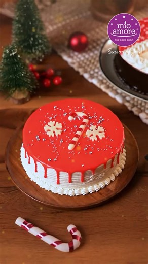 Mio Amore - The Cake Shop on Instagram: "Where festive moments meet timeless indulgence. ✨🎄 Celebrate Christmas with Mio Amore. Ready to celebrate? Browse our beautiful and delicious celebration cakes on our website. Pick up your cake from your nearest Mio Amore shop. Website link in the bio! Follow @mioamore_bakery for more."