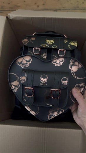 Goth Skull Backpack Unboxing - Packing the Skulls
