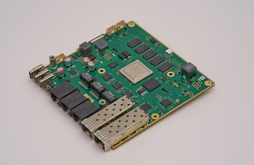 Mono Gateway - A 10GbE nano-ITX router board powered by NXP Layerscape LS1046A - CNX Software