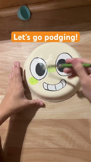 P3 of making a dandy mask!! MOD PODGE TIMEEE #dandysworld #plsdontflop #miitopia