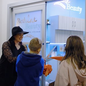 With Sola, you can have it all... ✨ Your own move-in-ready, private salon studio⁠ 💯 Total control of your salon, hours, services, prices and products 📱 Cutting-edge technology to run your business like a boss⁠ 📚 Industry-leading business education 🙌 Marketing support to help fill your books⁠ 💻 Your own webpage on solasalons.com⁠ Look no further than Sola, where you are in control of your career and life outside of the salon >> bit.ly/WhySola #ImagineSola #solasalons | Sola Salons