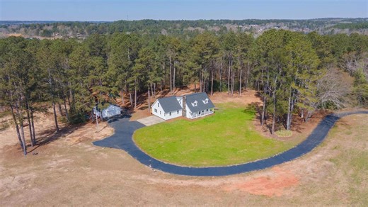 701 Wire Road, AIKEN, SC 29805 (MLS #222474) :: Fabulous Aiken Homes