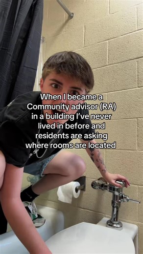 Navigating the Challenges of Being a College RA