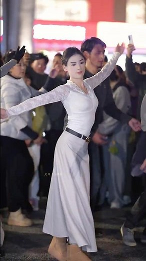 Wangmuer, beautiful Tibetan girl