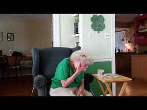 95 Year Old Grandma and Alexa