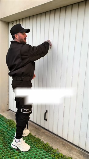 Quem mais tem uma vizinha assim ? 🤣#vizinha #cusca #curiosa #humor #CapCut