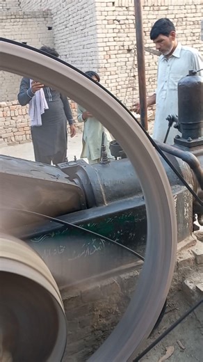 265K views · 3.3K reactions | Old Black Diesel Engine Working With Floor Mill #shortvideo #highlight #facebookreels #reels #viralreels #viralshorts | Old Village Culture Pk | Facebook