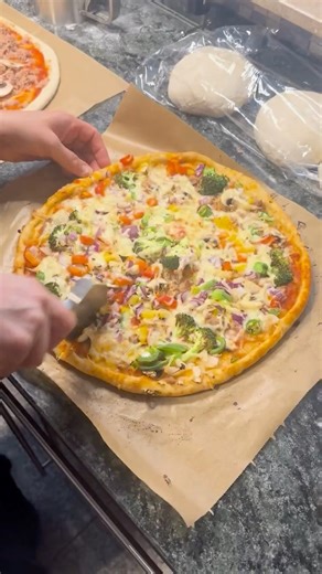 Homemade Loaded Veggie Tuna Pizza in 60 Secs! 🍕 Quick Time Lapse Recipe #Shorts