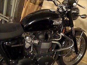 2005 Triumph Bonneville How To Remove Battery