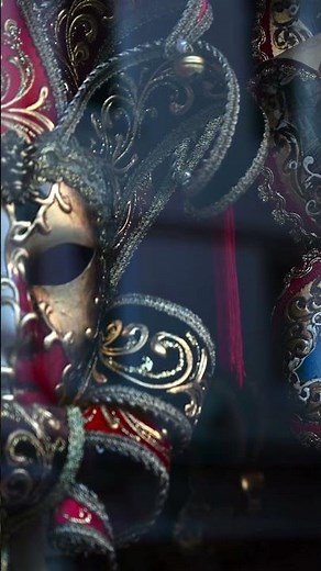 Magic and mystery: Venice carnival in Italy #carnevale #carnivalinitaly #italianculture #italyvlog