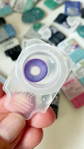 Blue-Purple Contact Lenses