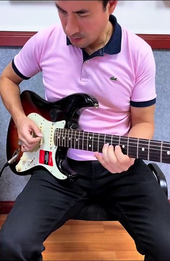 El Teléfono - Cumbia peruana con guitarra | Pintura Roja