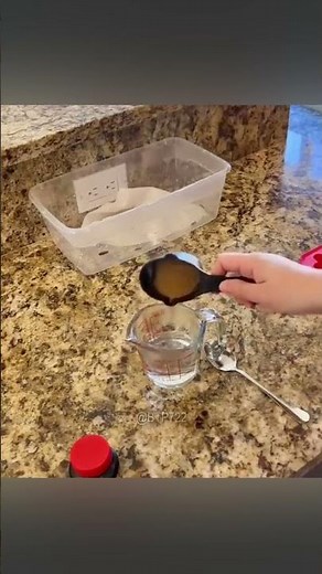 Microwave Superheated Water Explained: Physics Behind Sudden Eruptions