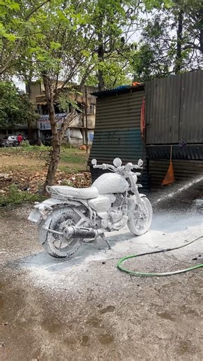 tvs ronin 225 || bike wash || #shorts #youtubeshorts #viral #shortsfeed #tvs #bikewash #ronin225