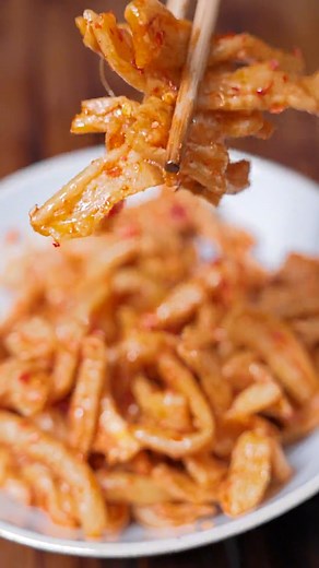 13K views · 345 reactions | What is the perfect match for dried radish? #XiangjiCaptain #eatbroadcast #food #funny | 湘集队长 | Facebook