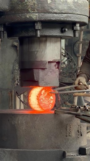 Forging die manufacturing process of a round circular plate