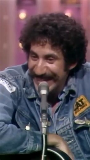 With his gift for storytelling, Jim revisits playing the Dew Drop Inn while hosting The Midnight Special back in 1973. #Throwback | Jim Croce