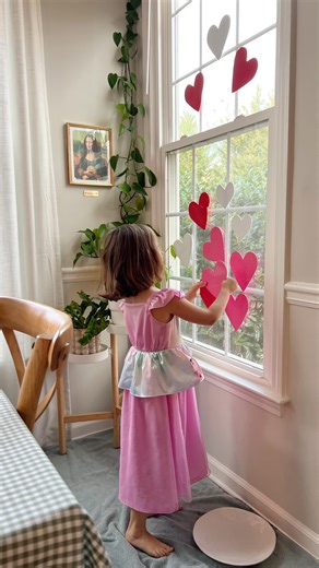 Trust me on this one… All you need are some foam heart shapes you can find at any craft store. Dip them water and they magically can stick to surfaces! These work well on windows and at bath time. Will you give this a try? motherhood | creative play | toddler mom | valentines craft | valentines activity | parenting tips | mom life | Joy of Creative Play