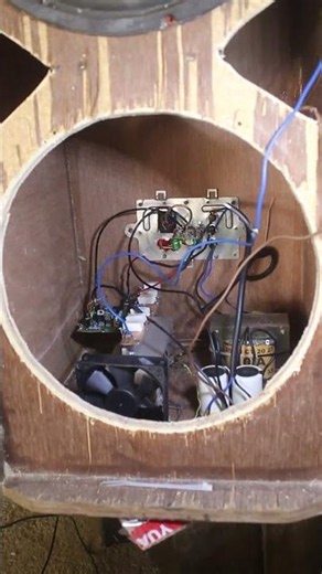 First time building a power amp inside a 12x2 monitor #custompoweramp #homesound #soundsystem