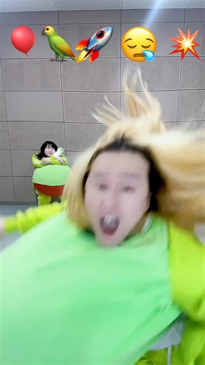 Ba-ra-bam Balloon Popping Dance Challenge 207 I inflated a giant balloon suit and danced inside i...