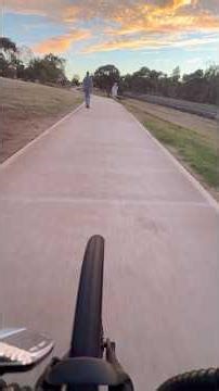 Adelaide Bike Trails: A Relaxing 2-Minute Ride