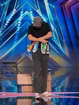 He's a One-Man Shoe Shop! 🪄👟 #agt #magic