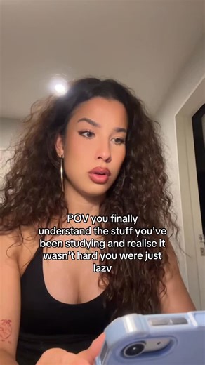 Gabs 🧸 on Instagram: "learning I’m not actually dumb is life changing #studytips #college"