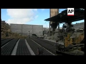 Israeli aircraft strike Gaza, 18 Palestinians slightly wounded