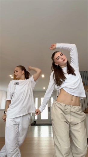 Hey Friends! How are you doing? This dance is so fun. We are sending you extra positive energy 🫶🏻