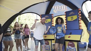 Much love to everyone who came out to the #MMSpotlight show last week. Check out this behind the scenes video of our day and thanks for hanging with us! Big thank you to M&M'S U.S.A. for the amazing time! | Olivia Holt