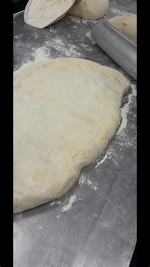 Baking fresh every day for our wonderful Paarl community! ❤️ Experience the delicious taste of homemade quality at your favorite local Superspar. 🏠🥖 Come taste the difference today! #SupersparPaarlEast #SupportLocal #Bakery #Fresh