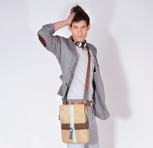 萬能百變揹法百寶袋！可裝 11" MBA！URBAN TOOL tabBag - unwire.hk 香港