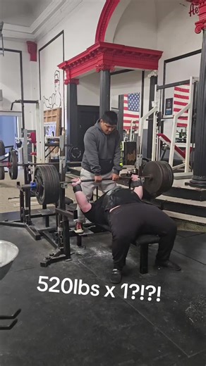 520lbs Bench Press Challenge: Powerlifting Motivation