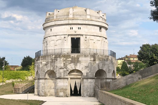 Mausoleum of Theodoric - Ravenna Turismo