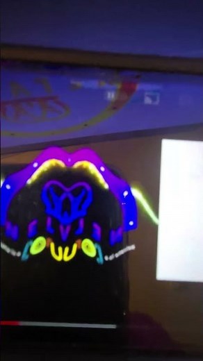 silver lining productions treehouse nelvana nickelodeon lightbulb confusion crying