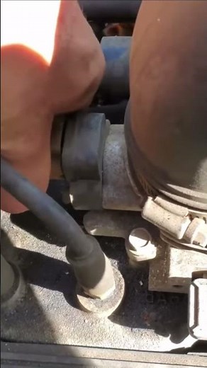 DIY TJ Jeep Wrangler 4.0 TPS Sensor Replacement #jeep #wrangler #diy