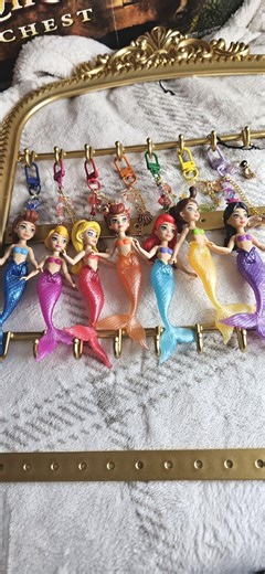 Ariel & Sisters Beaded Keychains!! - Etsy