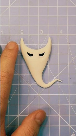 Spooky Ghost Crafts for Halloween!