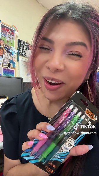 BIC Gelocity Pen Review: Smooth & Colorful