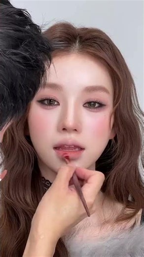 Doll like makeup tutorial | Soft Glam makeup