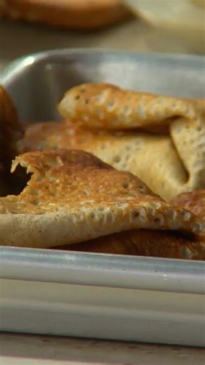 How to make Martha Stewart’s buckwheat crepes with a mushroom filling