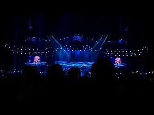 Husavik by Molly Sandén LIVE at Het Grote Songfestivalfeest 20.11.2025 full performance high quality
