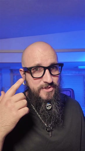 Yes — these AI Smart Camera Glasses translate Russian in real time 👓🤖 They handle spoken Russian