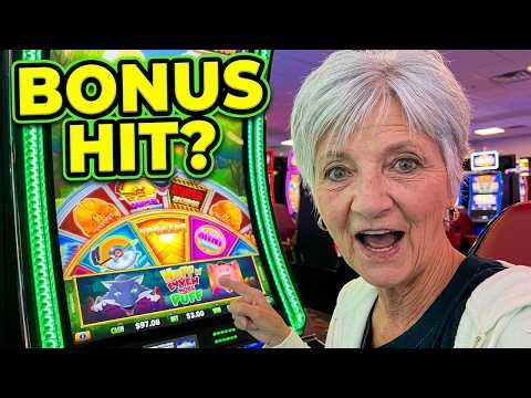 Tiny Whale Hits the 2 Kings Catawba Casino Slots