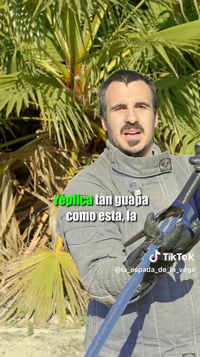 ¿Es REALISTA la espada de CIRI de THE WITCHER 4?🧙 -------------------- Hoy analizamos la espada de Ciri del próximo The Witcher, y la verdad que está brutal... @Espadas y Más ------------------------- #thewitcher #thewitcher3 #ciri #rpg #medieval