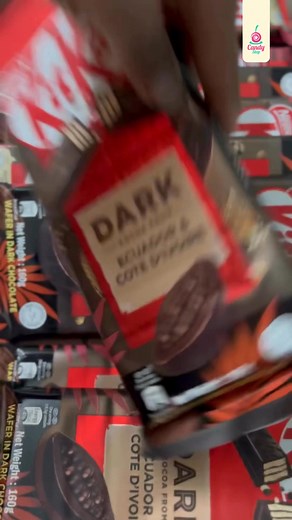 Size matters Guy’s 😜 Large size Bar superb Yummyyy Nijer khawa Best Dark chocolate er list e rakhboo Kitkat er ei Dark chocolate ti !! এক কথায় টাকা উসুল মামা 😜 #kitkatdarkchocolate | Candy Stop
