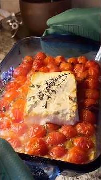 ✨Feta + tomato pasta with some extra flavor 🍅🍝🤌🏻 #recipes #dinnerideas #pasta