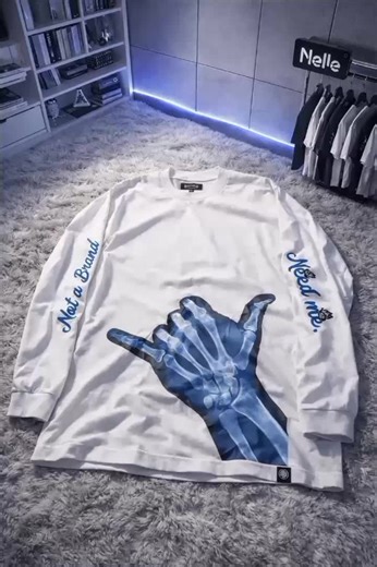 Vintage Long Sleeve Outfit Ideas for Streetwear Lovers